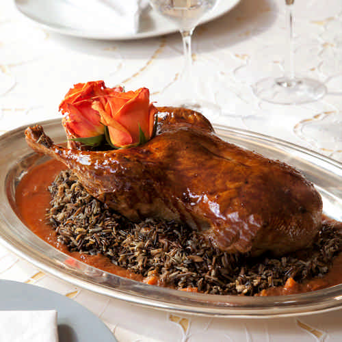 Pato asado a la naranja con arroz jazmín de almendras